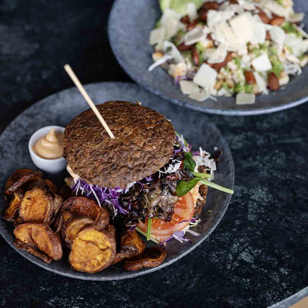 Delicious steak, salad, and potatoes from Palæo in Frederiksberg Center.